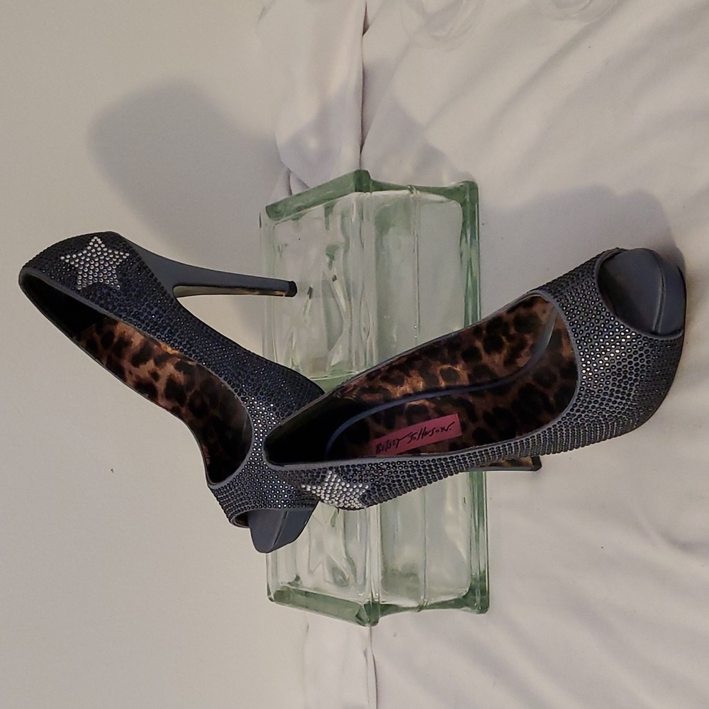 EUC Betsey Johnson Rhinestone Sparkle Peeptoe Heels.